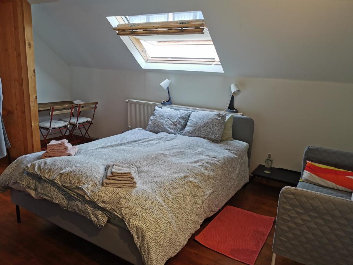 Ostend Backpackers Lodge Екстериор снимка