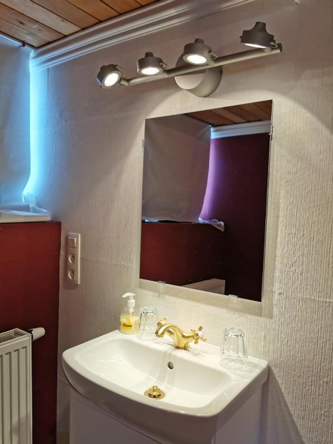 Ostend Backpackers Lodge Екстериор снимка